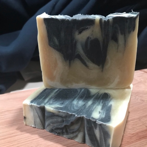 Bundle of 4 - Picture 4 of 4